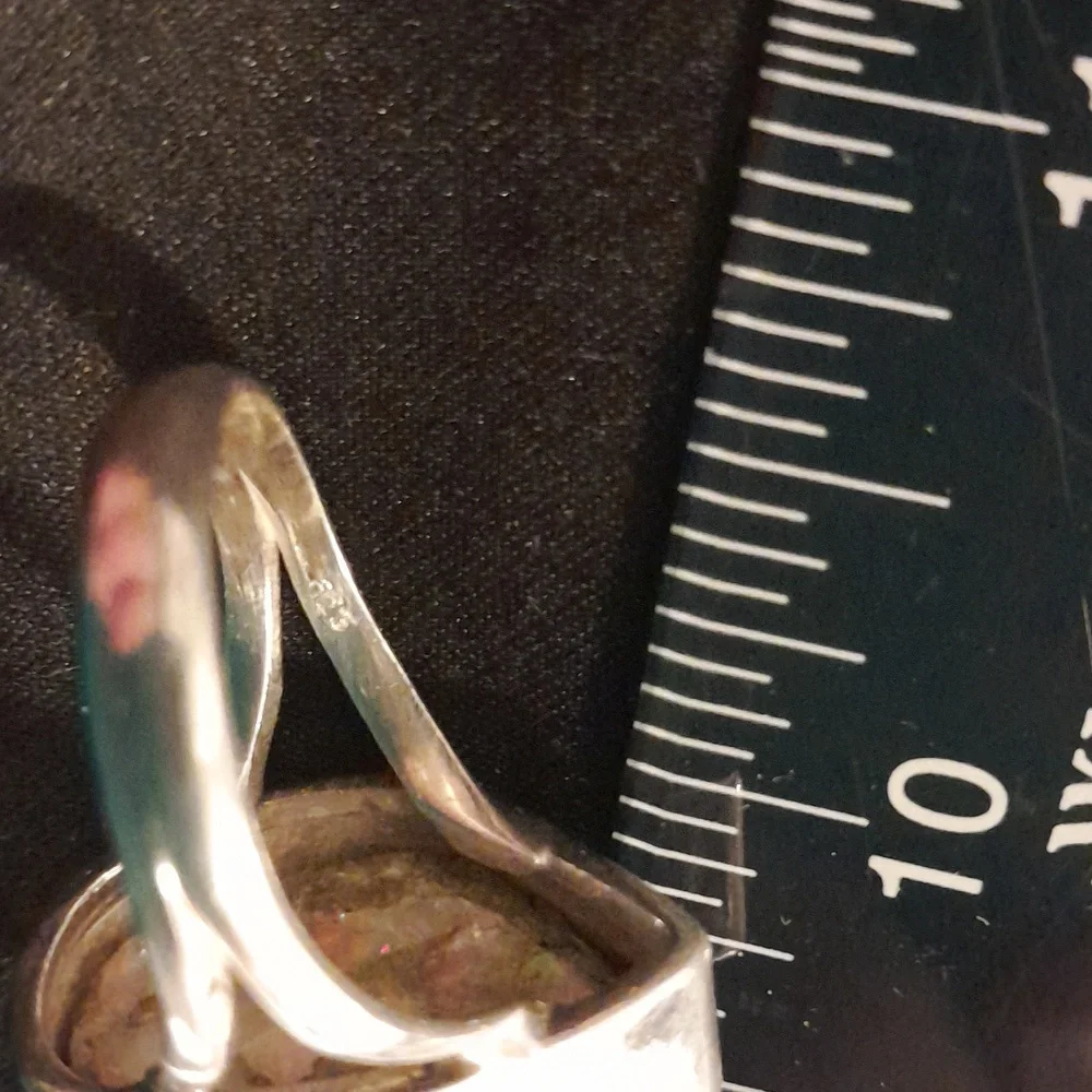 925 Sterling Silver Ring with Huge Ethiopian Opal Rough - Picture 7 of 16